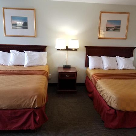 Budget Inn And Suites 伊根 外观 照片