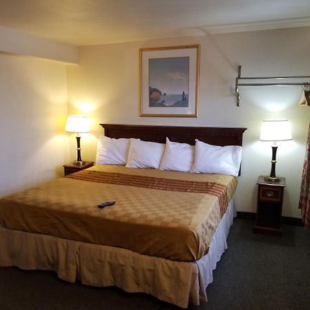 Budget Inn And Suites 伊根 外观 照片
