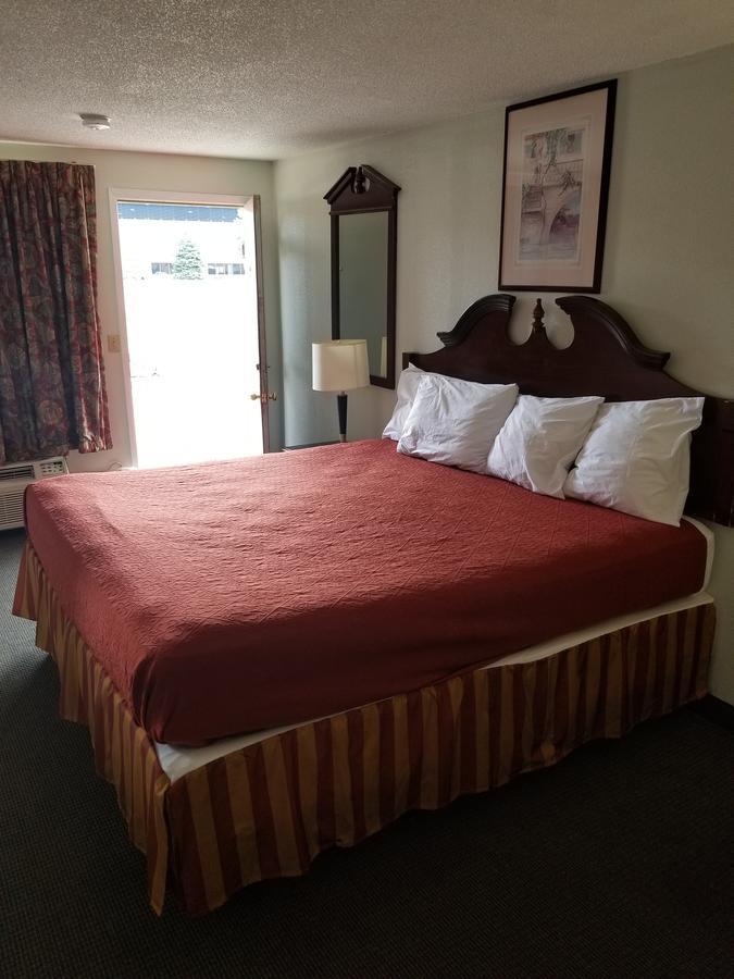 Budget Inn And Suites 伊根 外观 照片