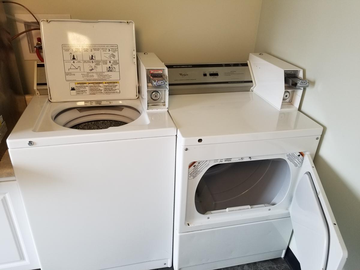 Budget Inn And Suites 伊根 外观 照片
